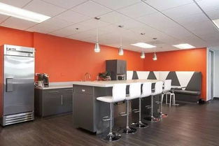 網站開發公司創意辦公室設計